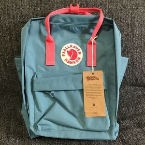 New Fjallraven Kanken Backback